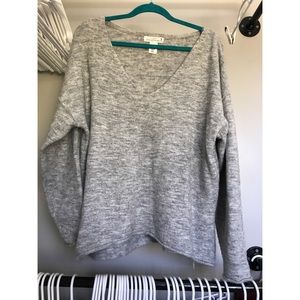 H&M SWEATER